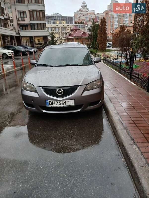 2005 mazda 3