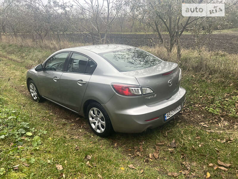 2012 mazda 3