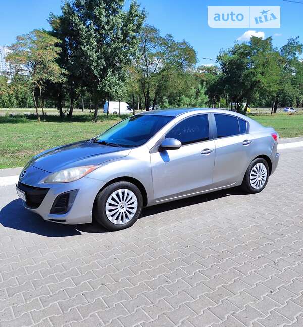 2011 mazda 3