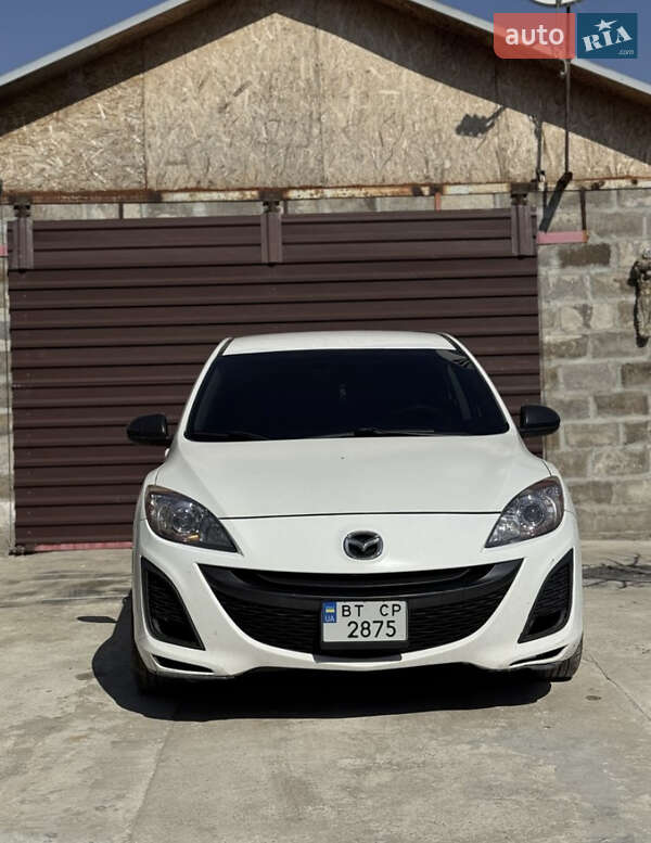 2013 mazda 3