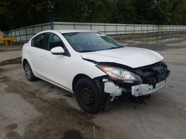 2013 mazda 3 i