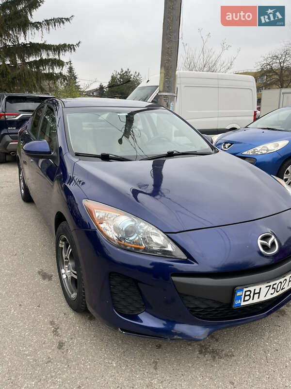 2012 mazda 3