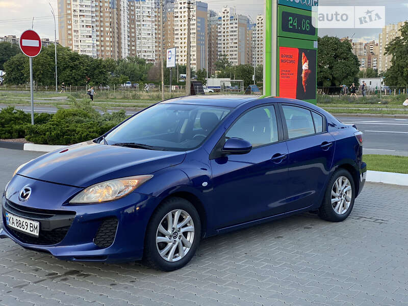 2013 mazda 3