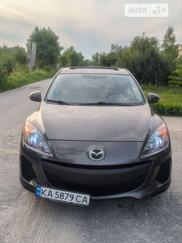 2013 mazda 3