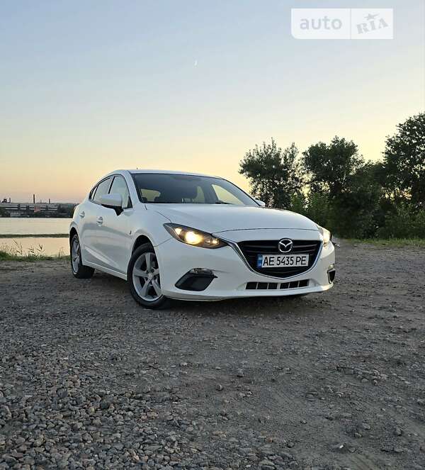 2016 mazda 3