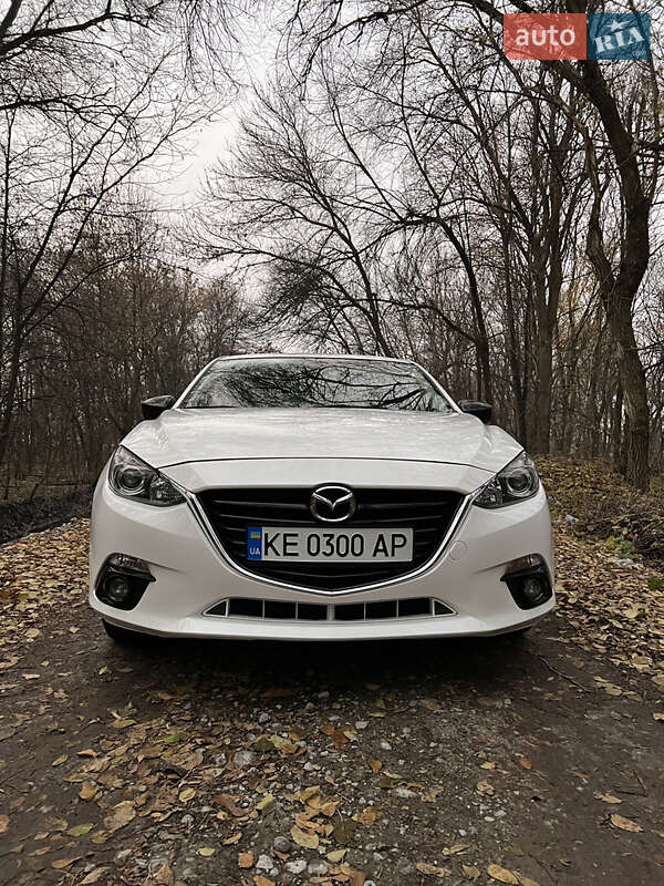 2015 mazda 3