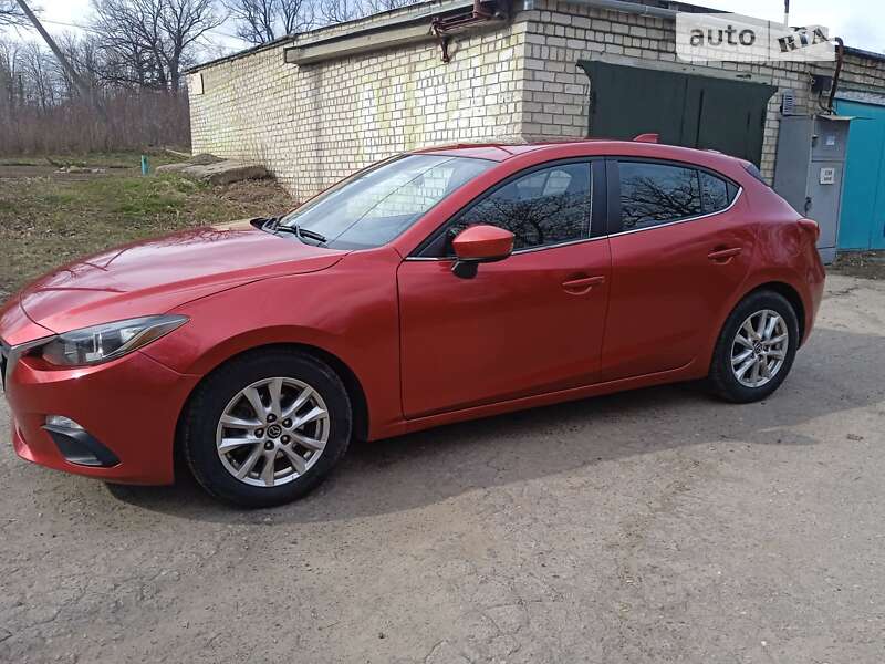 2014 MAZDA Mazda3