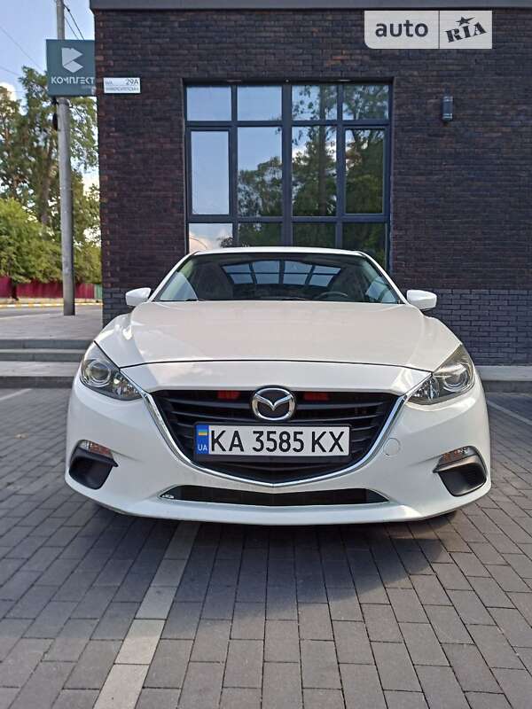2015 mazda 3
