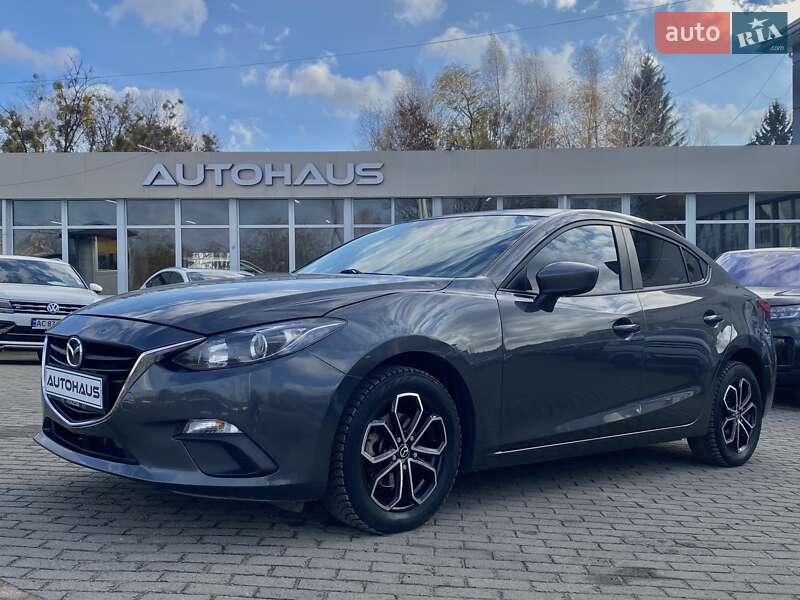 2014 MAZDA Mazda3