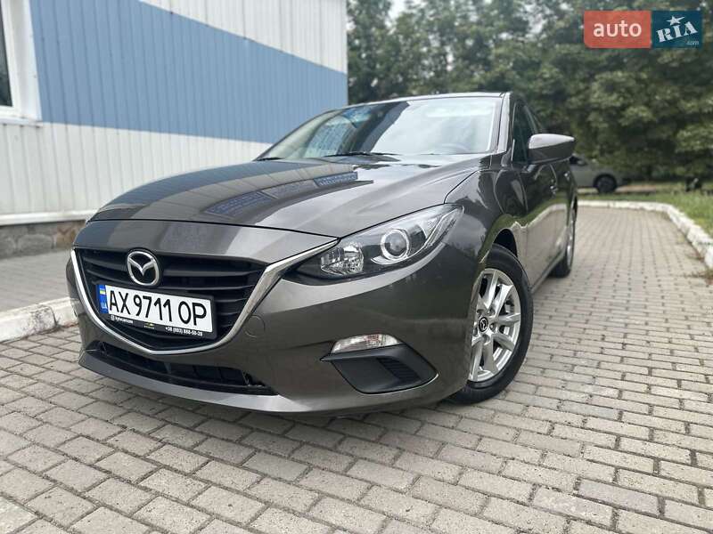 2016 MAZDA Mazda3