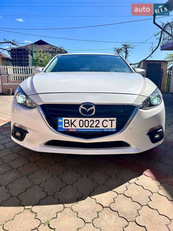 2015 mazda 3