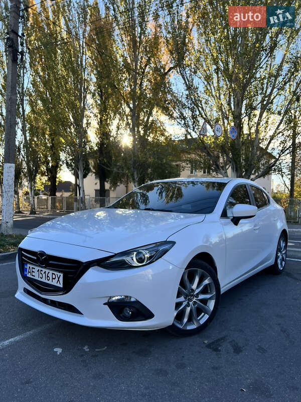 2016 mazda 3