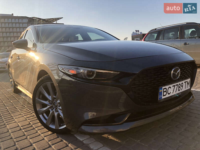 2019 MAZDA Mazda3