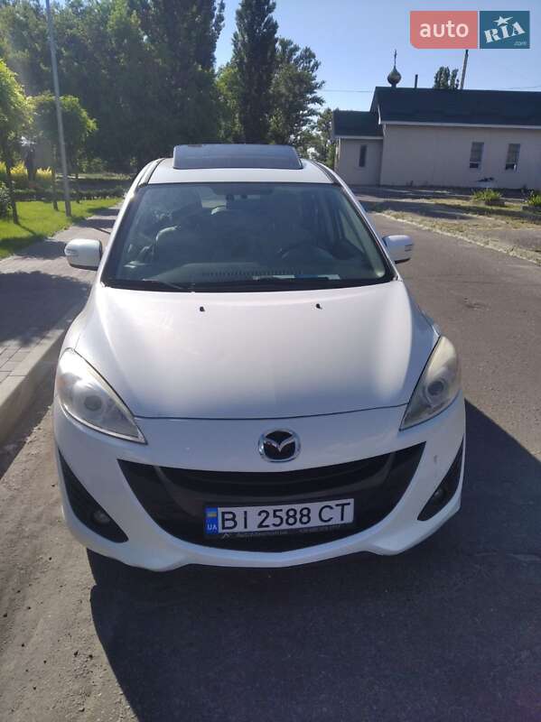 2013 MAZDA Mazda5