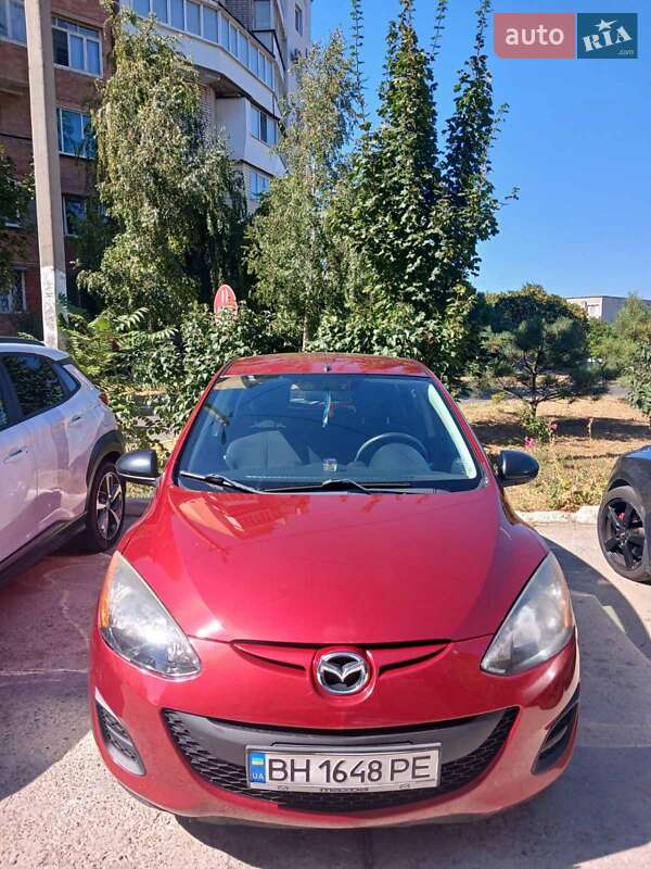 2014 mazda 2
