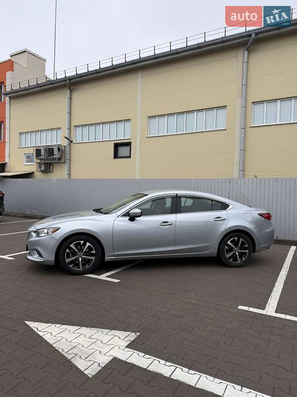 2017 MAZDA Mazda6
