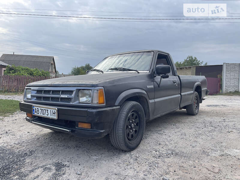 1988 mazda b 2200