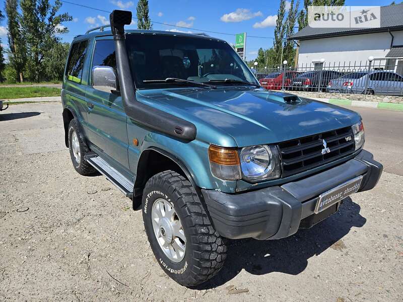 1996 mitsubishi pajero
