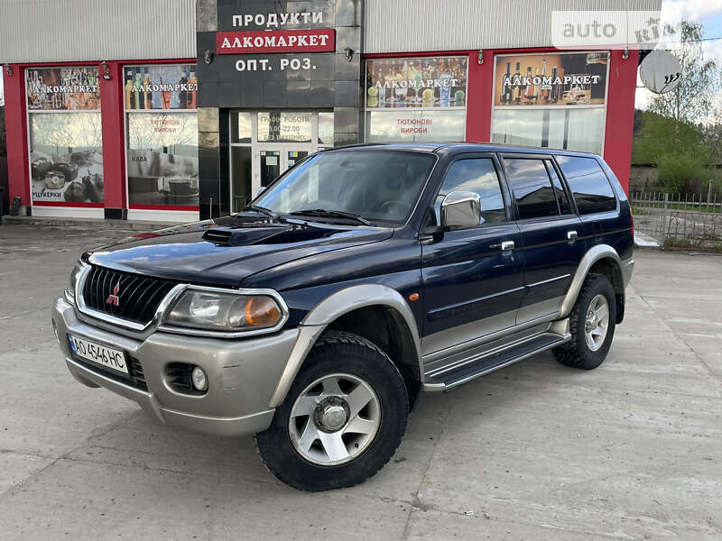 2002 mitsubishi pajero sport