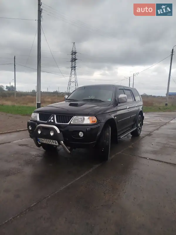 2005 mitsubishi pajero sport