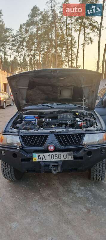 2006 mitsubishi pajero sport