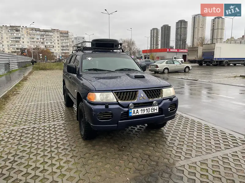 2006 mitsubishi pajero sport