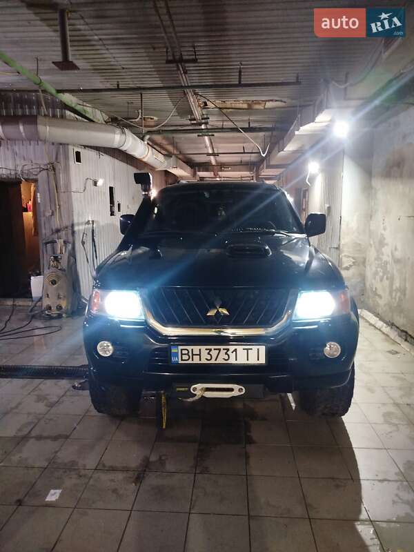 2007 mitsubishi pajero sport