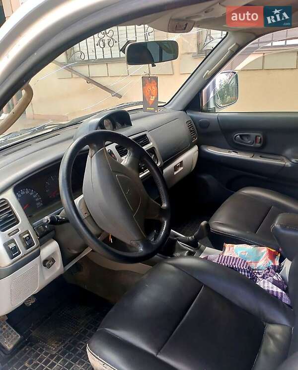 2007 mitsubishi pajero sport