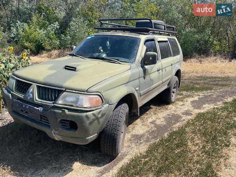 2008 mitsubishi pajero