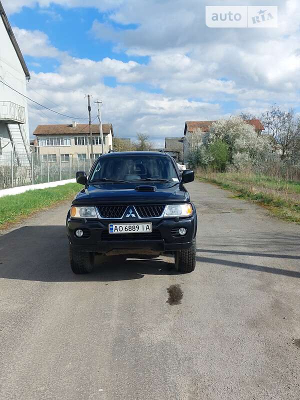 2008 mitsubishi pajero sport