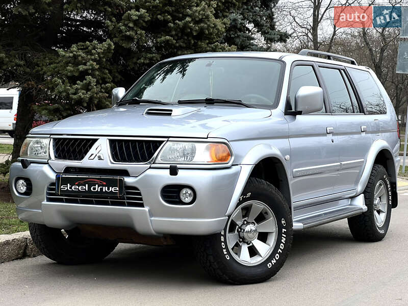 2008 mitsubishi pajero