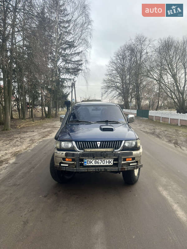 1998 mitsubishi pajero