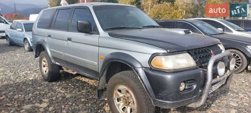 1999 mitsubishi pajero sport