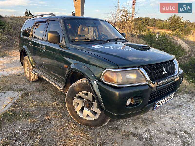 1999 mitsubishi pajero sport