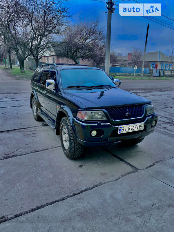 2002 mitsubishi pajero