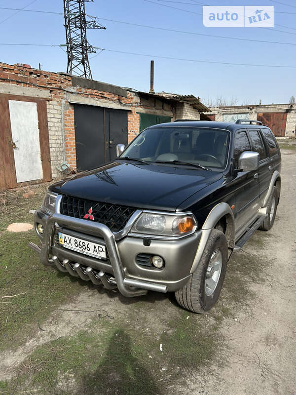 2002 mitsubishi pajero
