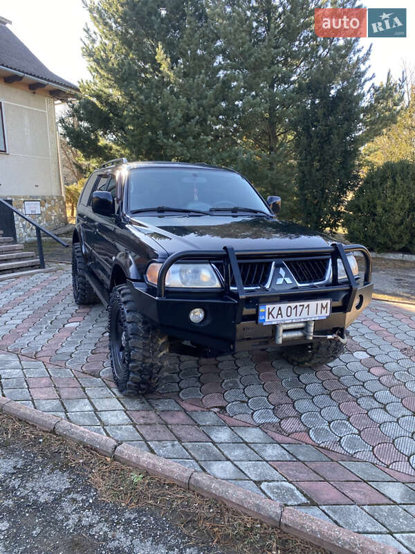 2006 mitsubishi pajero sport