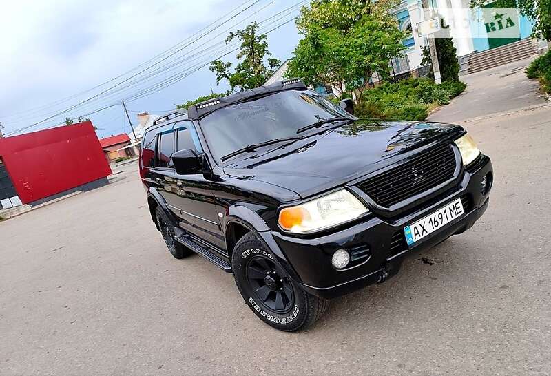 2006 mitsubishi pajero sport