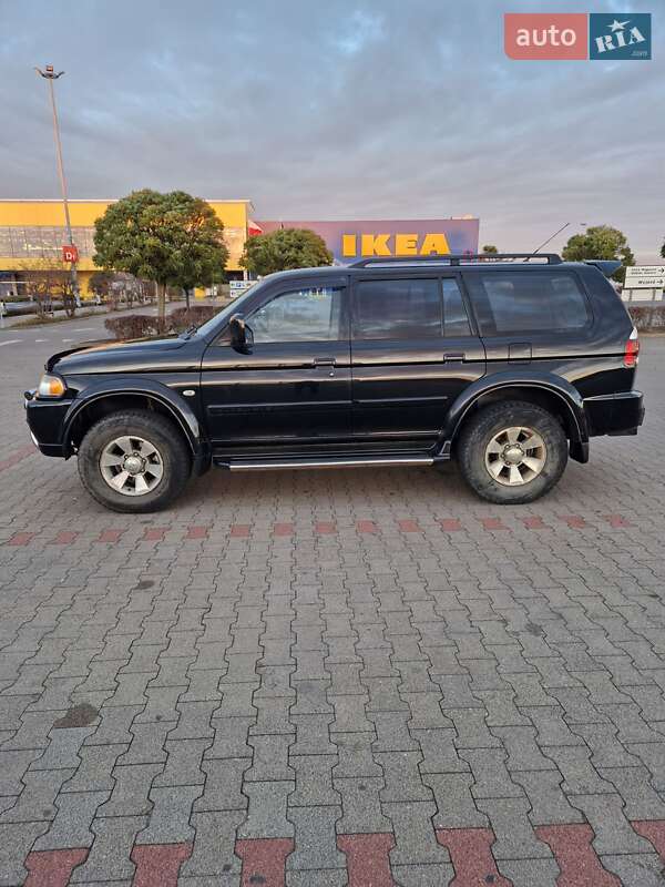 2006 mitsubishi pajero sport