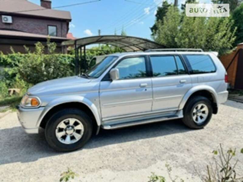 2007 mitsubishi pajero sport