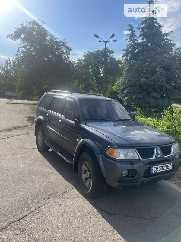 2007 mitsubishi pajero sport