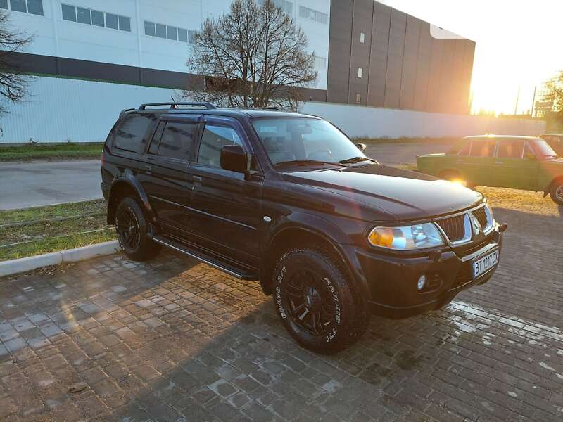 2008 mitsubishi pajero sport