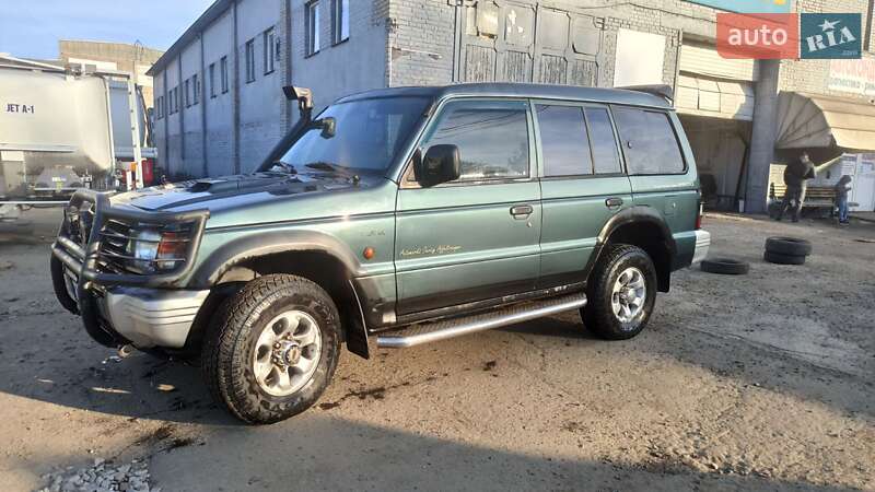 1995 mitsubishi pajero