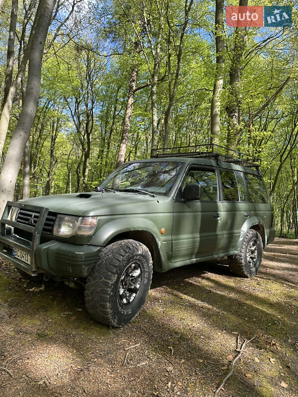 1996 mitsubishi pajero