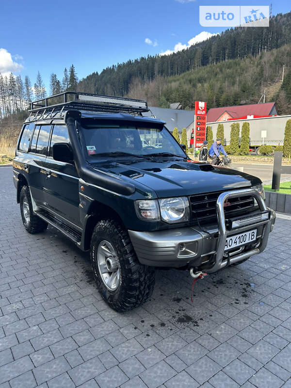 1998 mitsubishi pajero