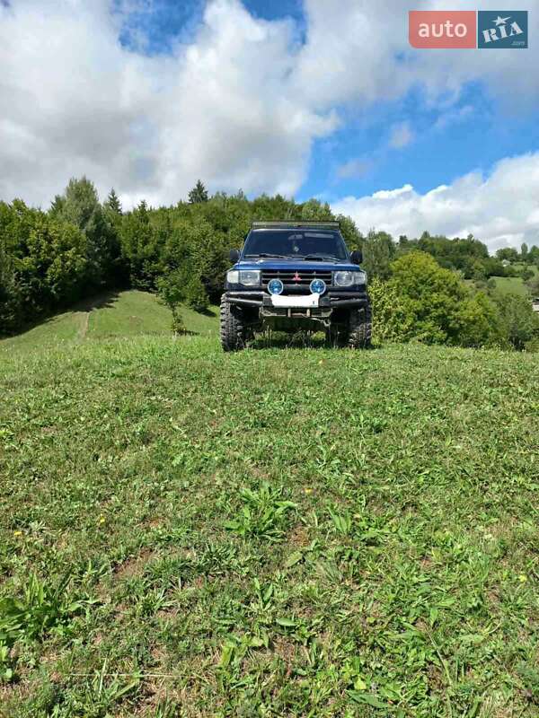 1999 mitsubishi pajero