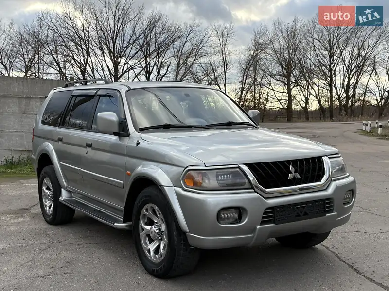 2001 mitsubishi pajero