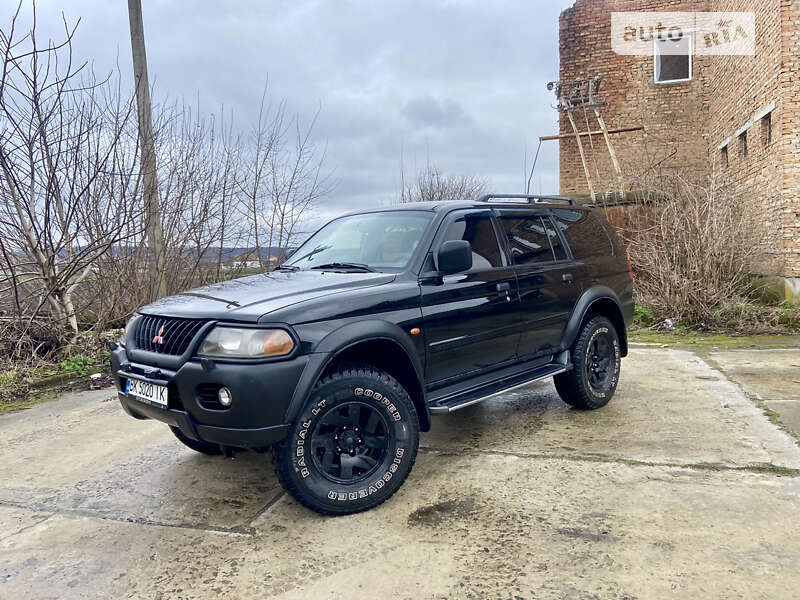 2001 mitsubishi pajero