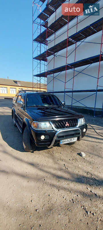 2002 mitsubishi pajero
