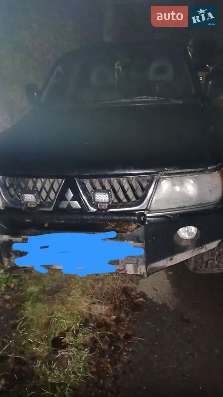 2003 mitsubishi pajero sport